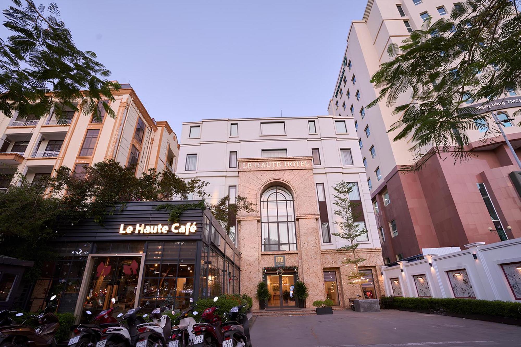 Le Haute Hotel Hải Phòng Extérieur photo